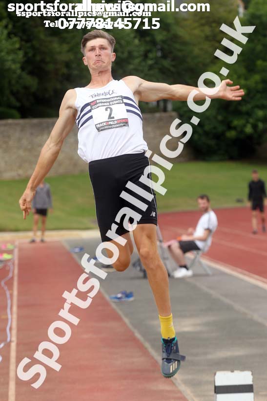 Mens decathlon, EAP International Combined Events, Hexham, Northumberland. Photo: David T. Hewitson/Sports for All Pics